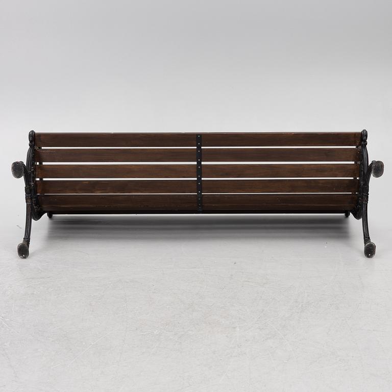 Trädgårdssoffa, Norrahamars bruk, 1900-talets slut.