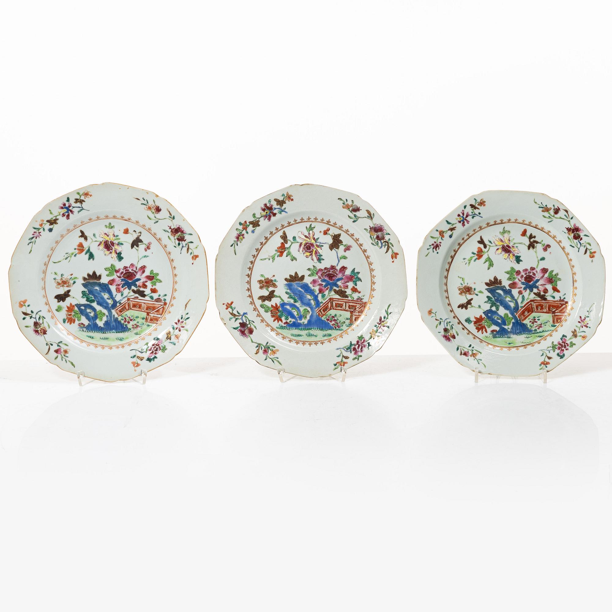 Twelve Famille Rose export porcelain plates, China, yongzheng (1722-35) & Qianlong (1736-95).