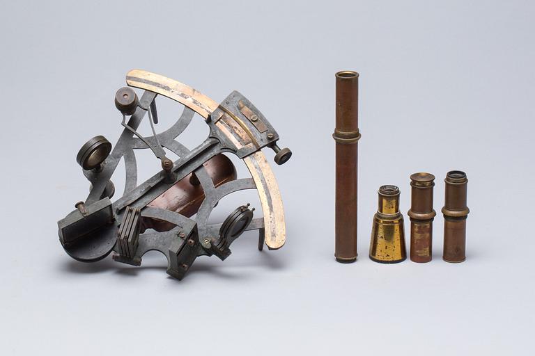 SEXTANT, England. 1909.