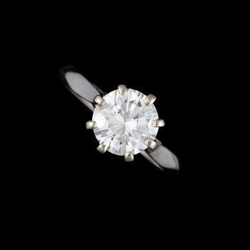 RING, 18K vitguld, diamant. Tammerfors 1978. Vikt ca 4,1 g.
