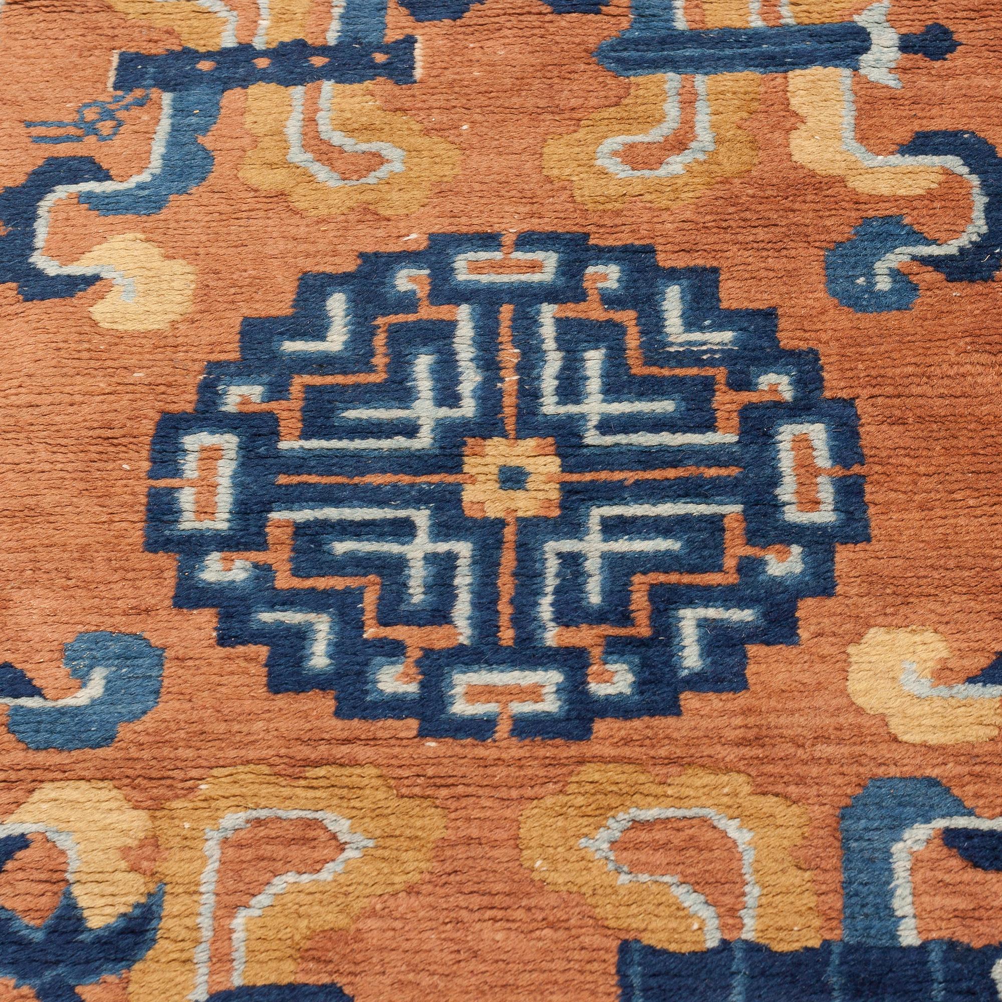 A RUG, antique/semi-antique Ningxia, ca 152,5 x 84 cm.
