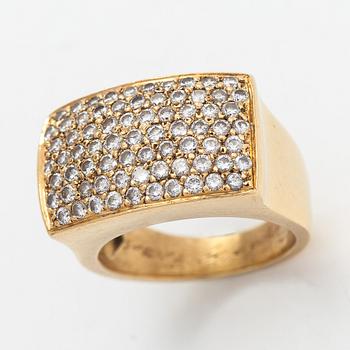 Ring, klackring, 18K guld, diamanter ca. 1.46 ct tot.