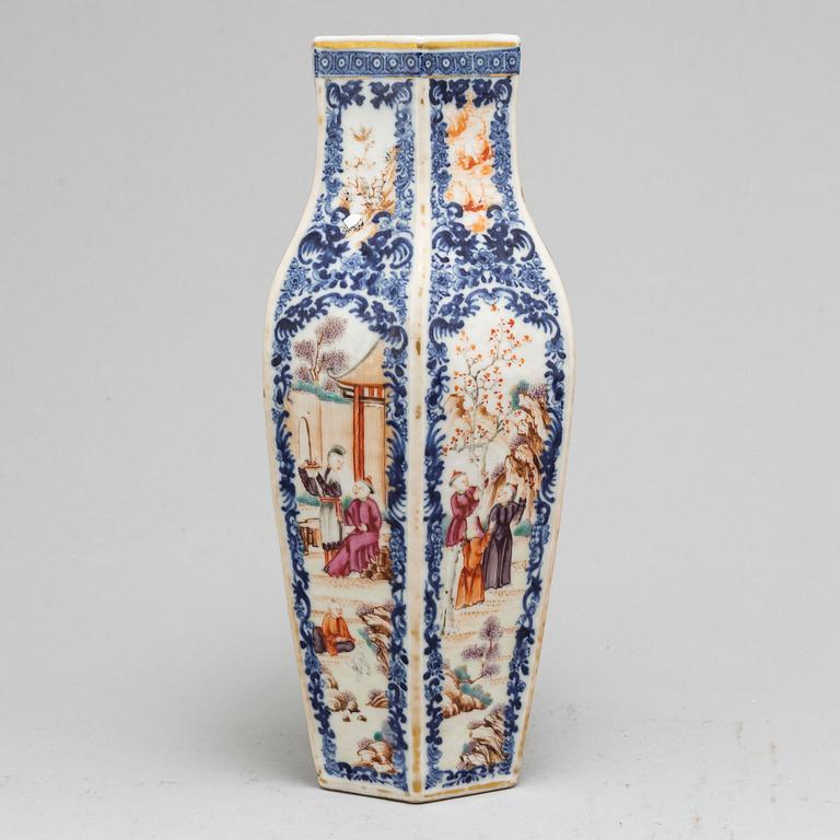 VAS, kompaniporslin. Qingdynastin, Qianlong (1736-95).