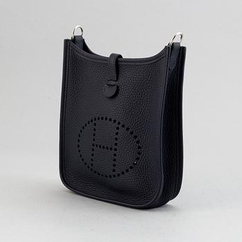 Hermès, an 'Evelyn' leather handbag.