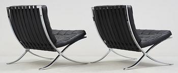 FÅTÖLJER, ett par. Mies van der Rohe, "Barcelona", 
Knoll International. Sannolikt 1960-tal.
