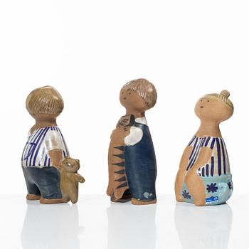 Lisa Larson, figuriner, 3 st, stengods, ur serien "Larsons ungar", Gustavsberg.