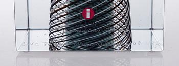 OIVA TOIKKA, A GLASS CUBE. Signed Sakurano Hana, Oiva Toikka, Nuutajärvi 2008, 118/200.