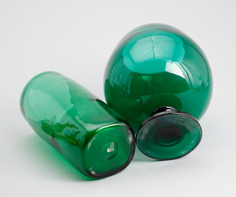 VASER, 2 st, grönt glas, Reijmyre.