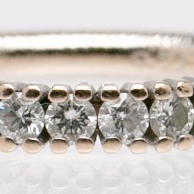 Ole Lynggaard, ring, 18K white gold with brilliant-cut diamonds.