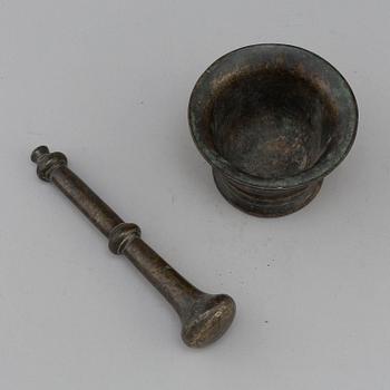 A possibly 17th century bronze mortar.