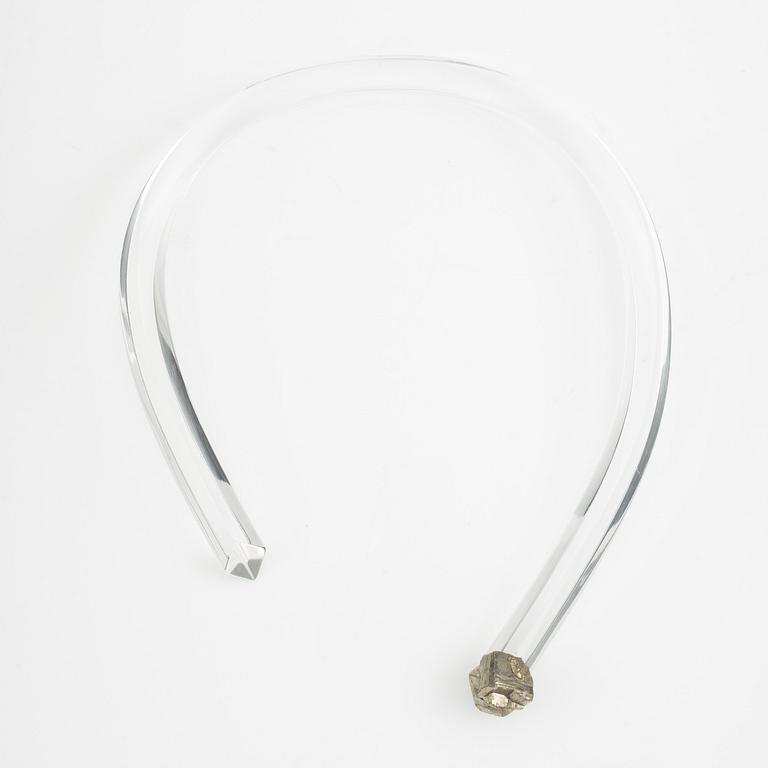 Siv Lagerström, två collier, akrylplast, pyrit och metall.