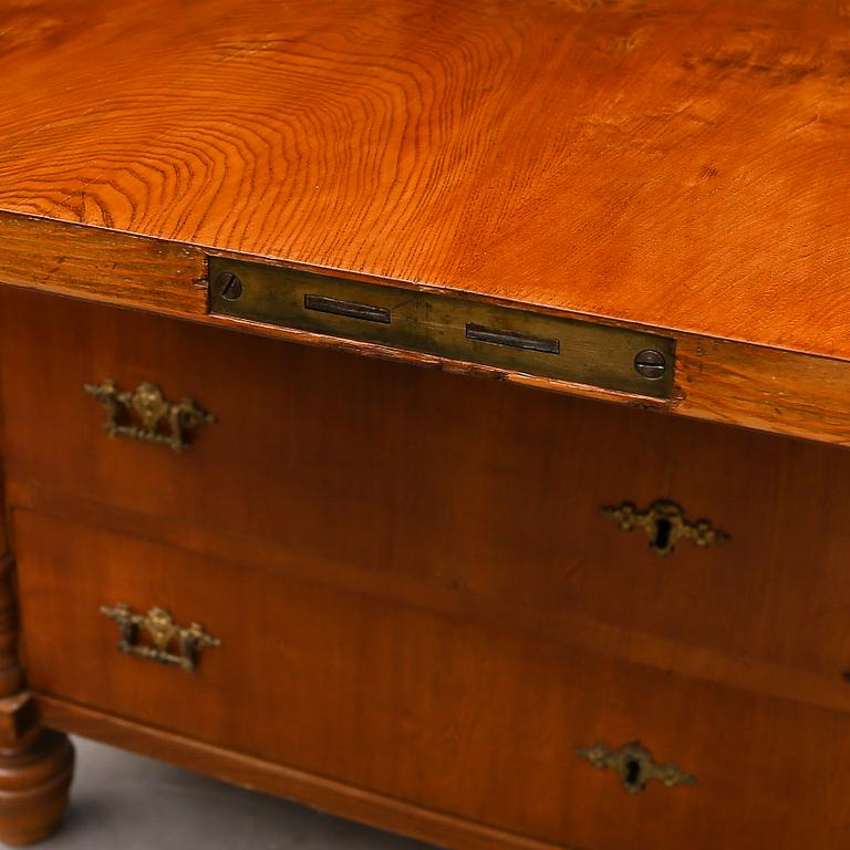 CHIFFONJÉ, Karl Johan, 1800-talets mitt.