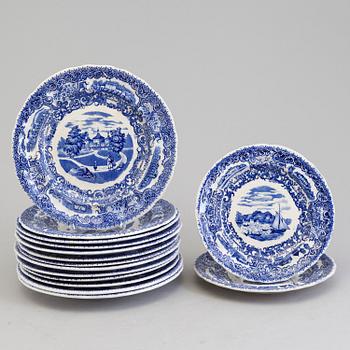 13+2 pices of porcelaine serving dishes and jugs "Svenska Slott", Rörstrand, decorated with Swedish.