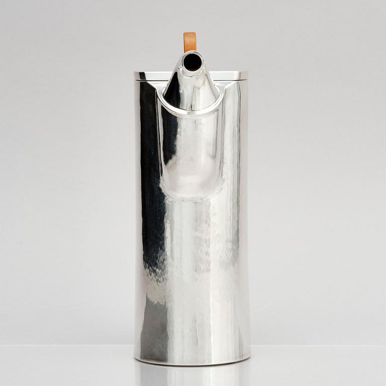 Sigurd Persson, a sterling silver coffee pot, executed by Wolfgang Gessl, Stockholm, Sweden 1975.