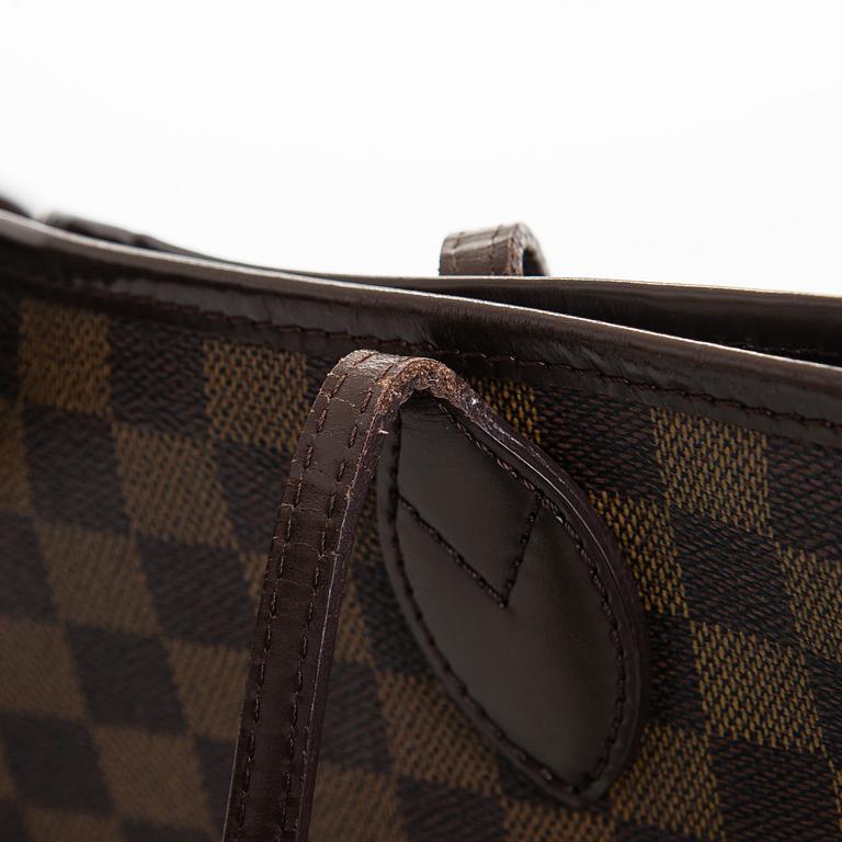 Louis Vuitton, , "Neverfull GM" väska.