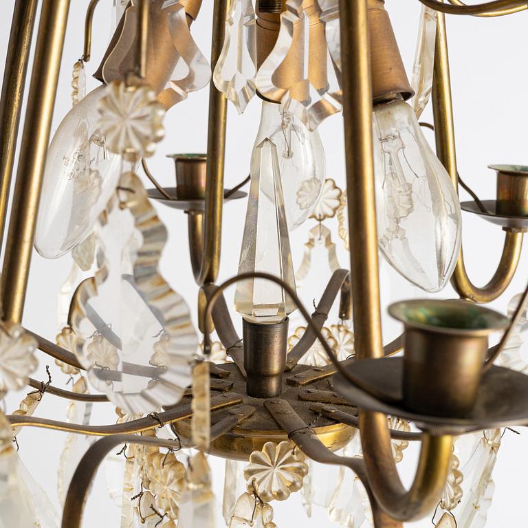 Ljuskrona, rokokostil, 1900-talets första hälft.