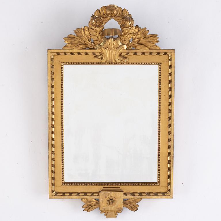 A Gustavian style gilded and bronzed scone, first half of 20th century.