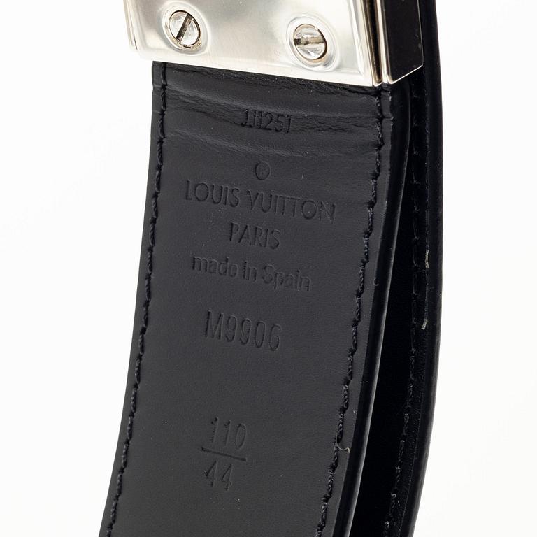 Louis Vuitton, Belt, size 110 / 44.
