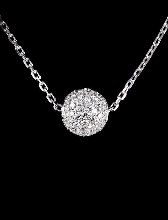 A diamond pendant/ball, tot 1.75 cts.