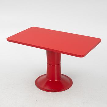 Yrjö Kukkapuro, a 'Saturnus' table, Haimi, Finland, 1970's.