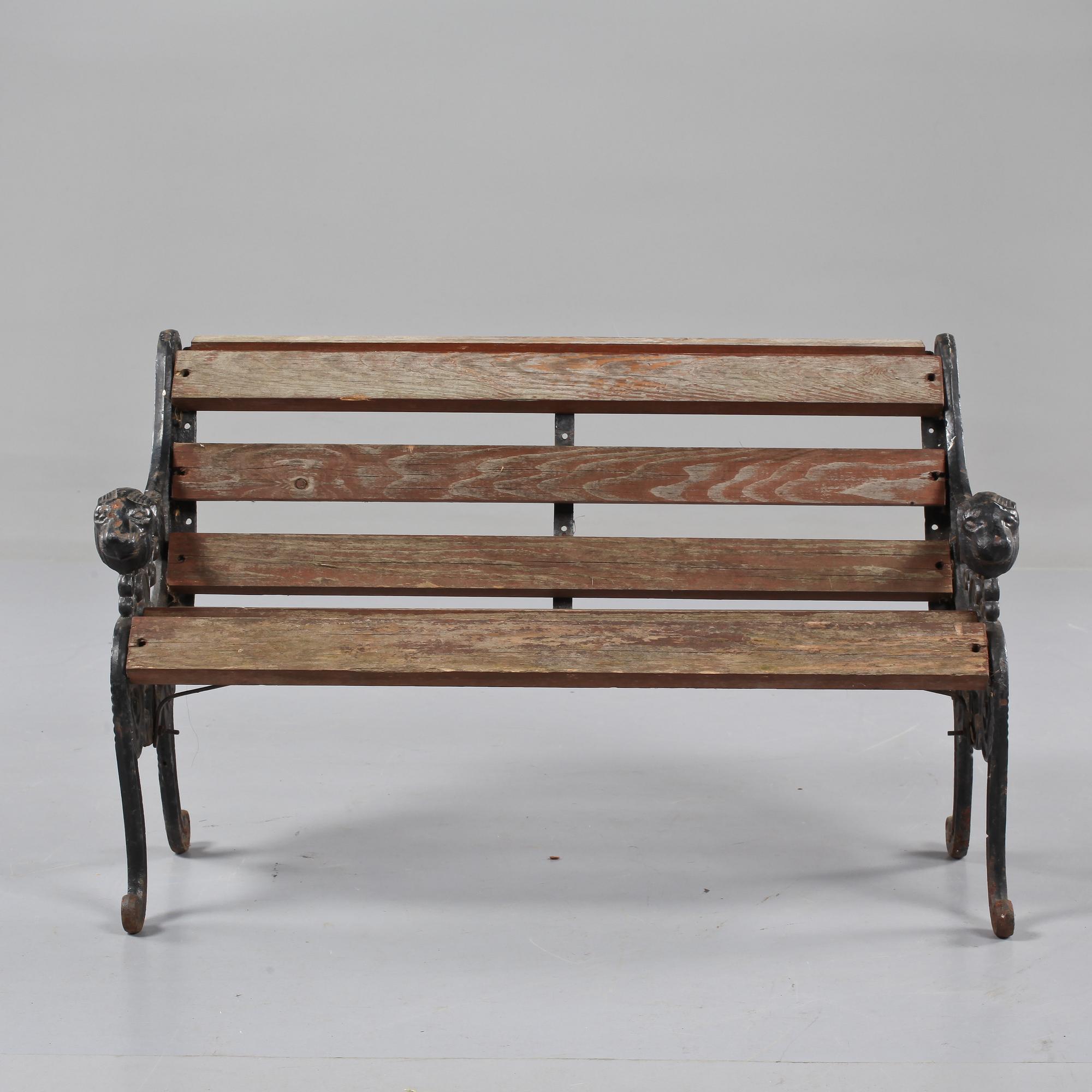 BARNTRÄDGÅRDSSOFFA, 1900-talets första del.