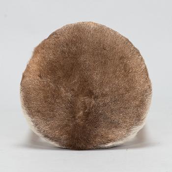 Alvar Aalto, pall, modell 60, Artek 2010. Klädseln design av Ilse Crawford.