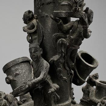 FACKELHÅLLARE, brons, Kina, 1900-tal.