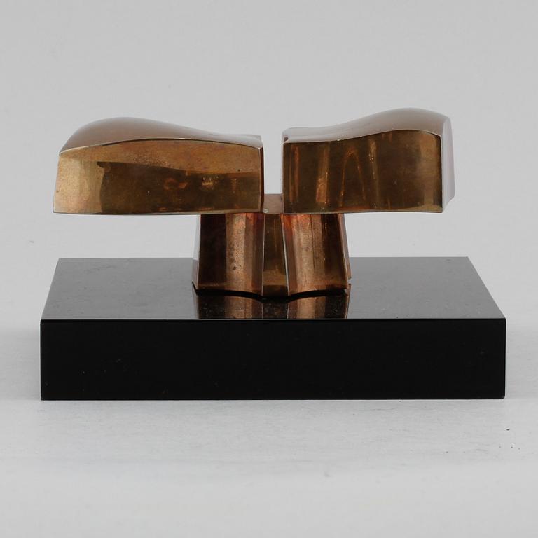 JOSÉ LUIS SANCHEZ, skulptur, mässing, stämpelsignerad och numrerad 1000/647.