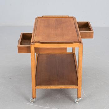 SERVERINGSBORD, 1900-talets andra hälft.