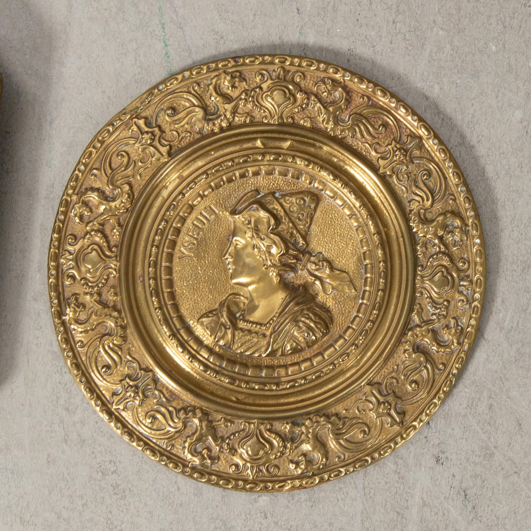 Wall plates 6 pcs Baroque/Renaissance style first half of the 20th century.