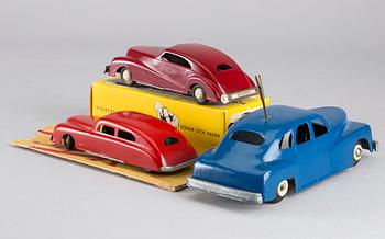 3 SWEDISH TOY CARS JÄRNEHALL, ENWEX AND ASSAR 1940'S.