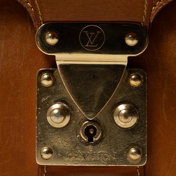 Louis Vuitton, Portfolio, "Atacama", 2003.