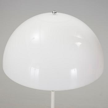 GOLVLAMPA, "Pantella", Verner Panton, 1900-talets andra hälft.
