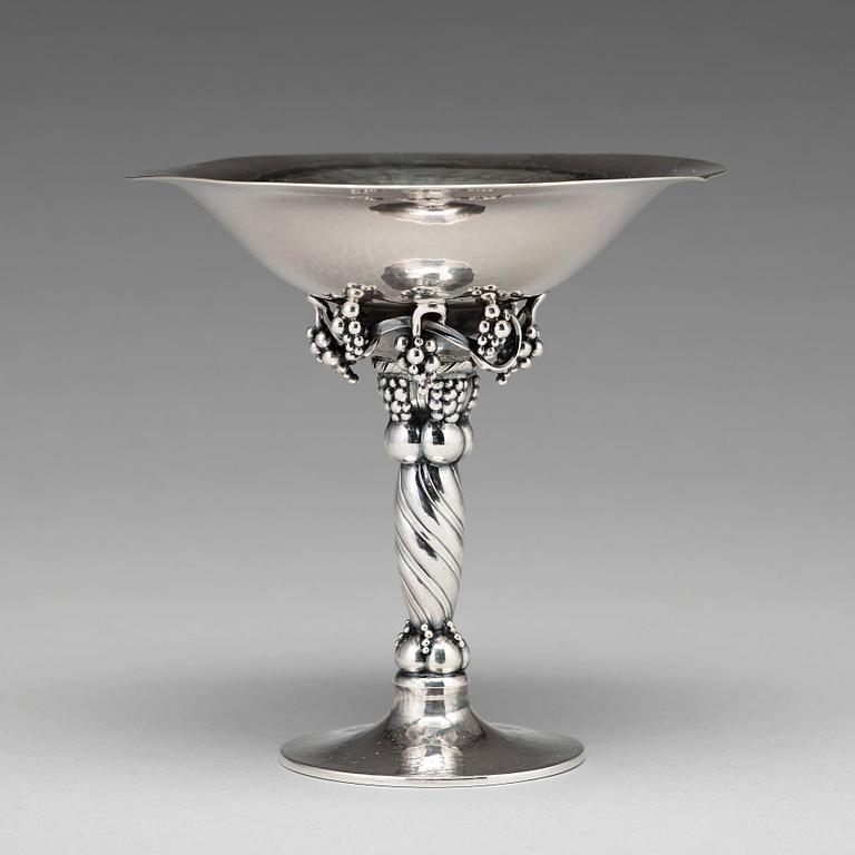 Georg Jensen, a sterling bowl, Copenhagen, executed 1925-32, design nr 263A.