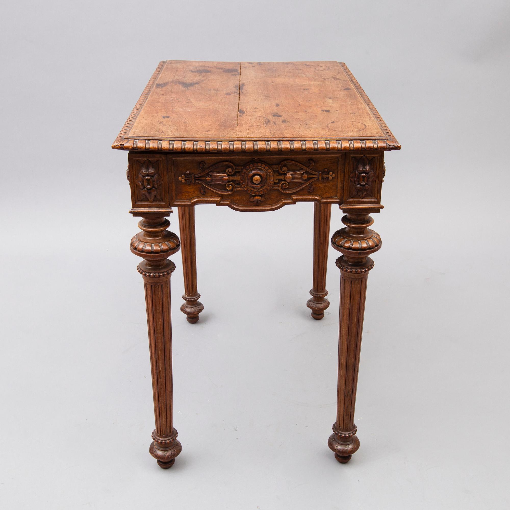 BORD, renässansstil, 1800-talets slut.
