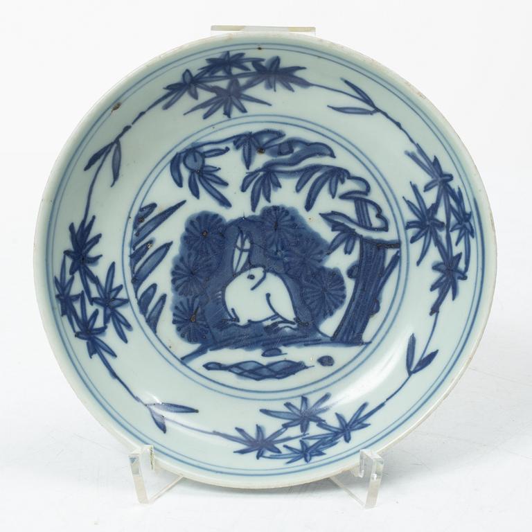 Skålfat, porslin, Kina, Mingdynastin (1368-1644).