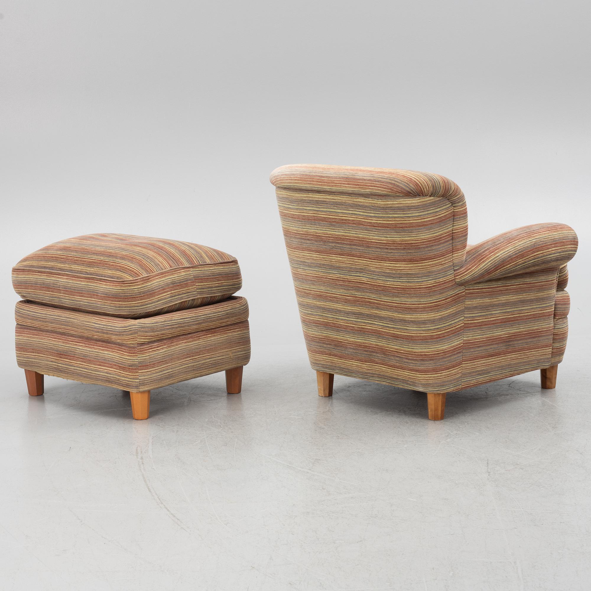 Josef Frank, fåtölj, modell 568, med fotpall, Firma Svenskt Tenn.