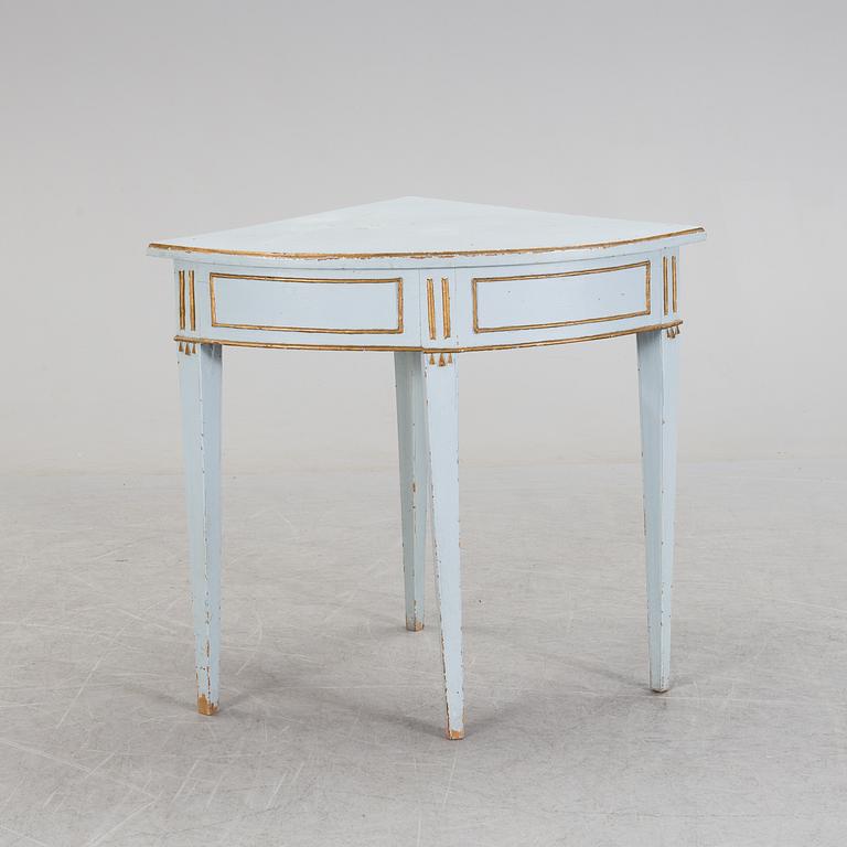A gustavian table, first half of the 19th century.