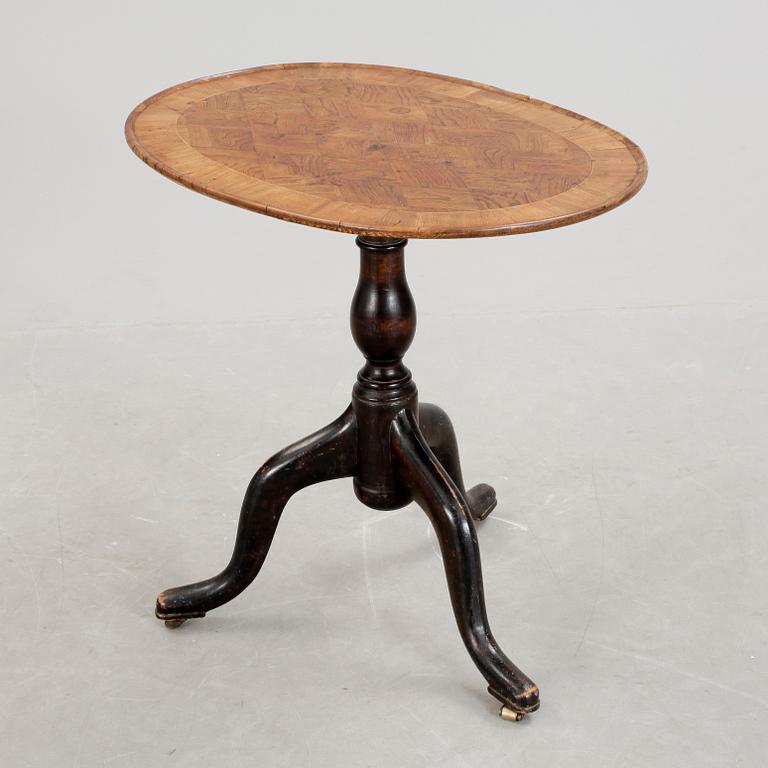 FÄLLBORD, av Jacob Sjölin (mästare i Köping och Kungsör 1767-1785).