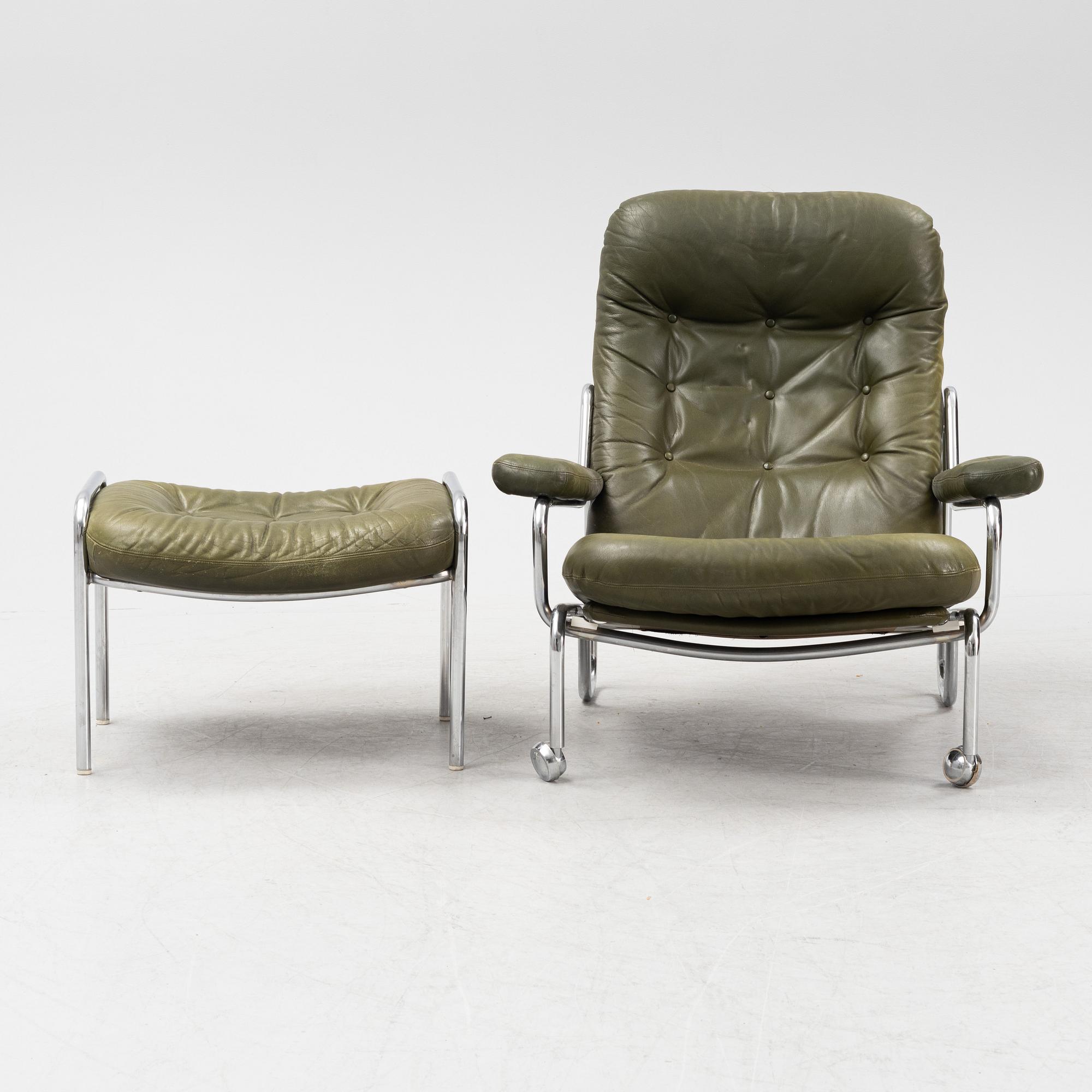 A leather easy chair with ottoman 'Relax', Göte Möbler, Nässjö, 1970/80s.