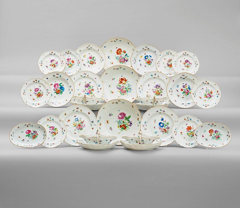SERVIS, 78 delar, porslin. Meissen, främst 1700-tal.
