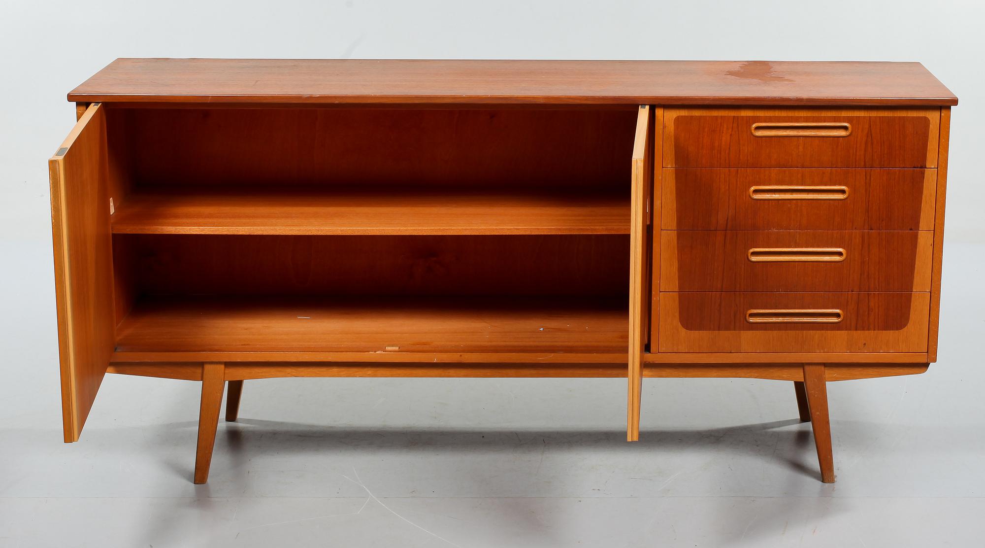 SIDEBOARD, 1900-talets andra hälft.