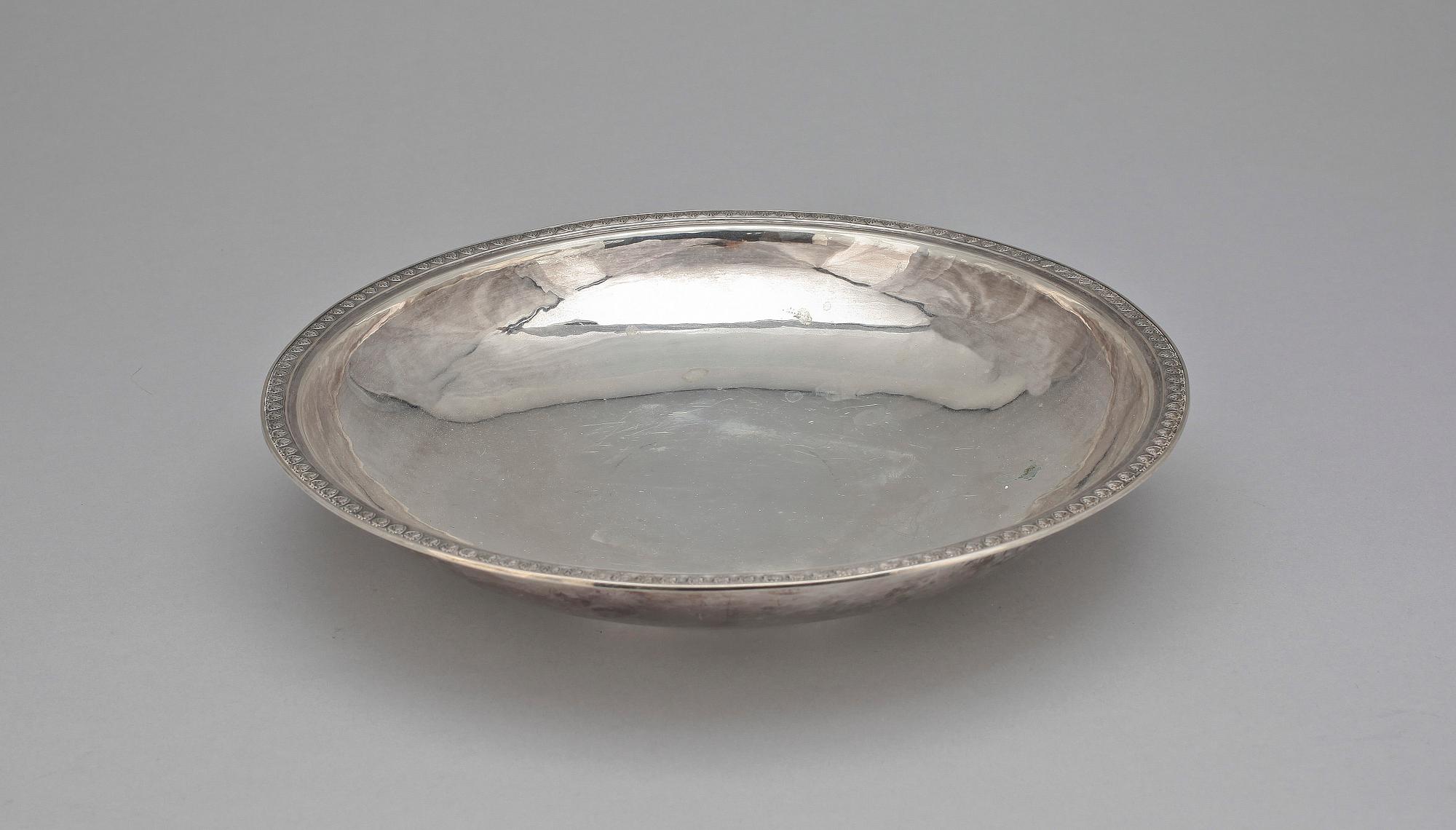 SKÅLFAT, silver, L. Carlman, Stockholm, 1951, totalvikt 861 gram.