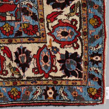 A CARPET, a semi-antique/old Veramin, ca 316,5 x 211 cm.