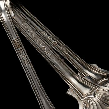 PARTI BESTICK, 31 delar, silver, mestadels Gustaf Theodor Folcker, Stockholm, 1800-tal. Vikt 1455 g.