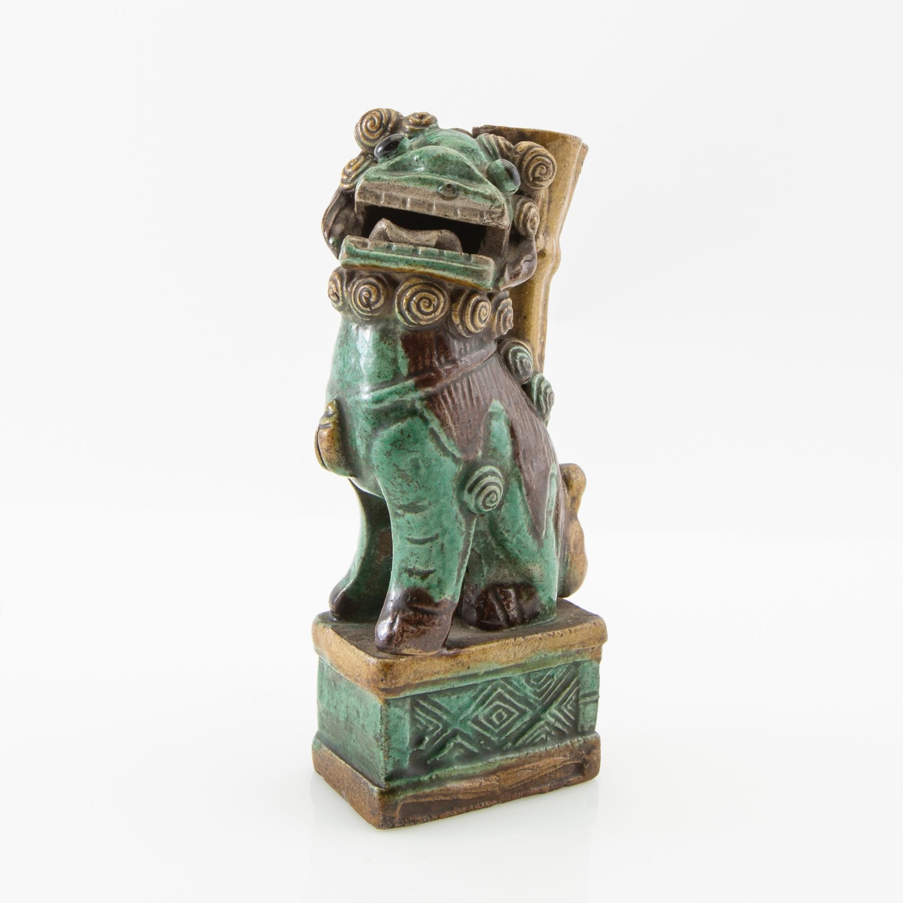 Incense holder China Kangxi (1662-1722) porcelain.