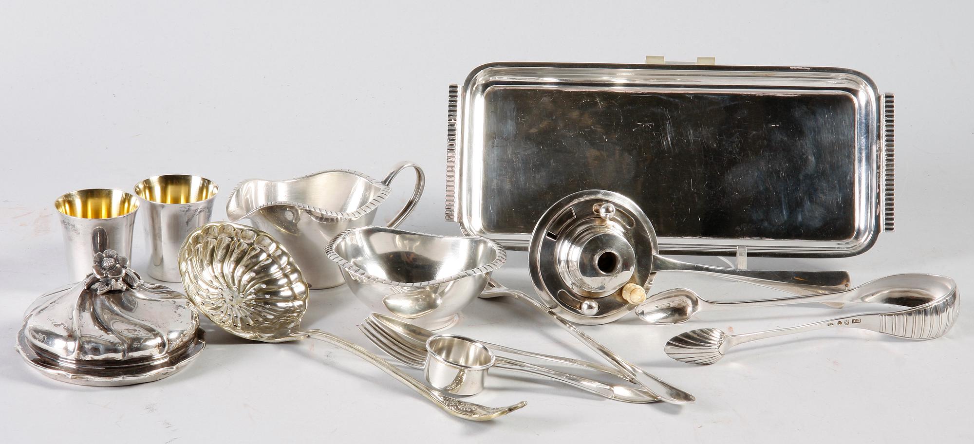 PARTI SILVER och NYSILVER. Ca 8+5 delar.