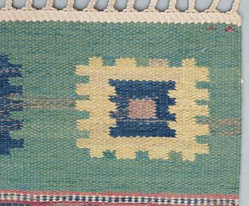 RUG. "Grön äng". Flat weave (rölakan). 246,5  x 170,5 cm. Signed AB MMF.
