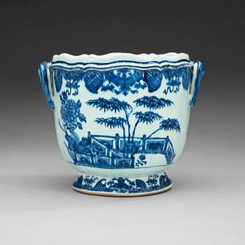 1729. A large blue and white wine cooler, Qing dynasty, Qianlong (1736-95).