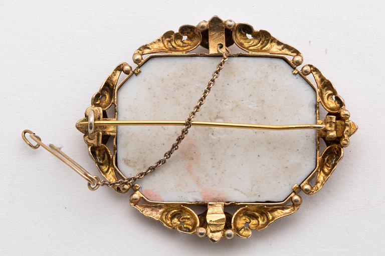 An 1860's brooch.